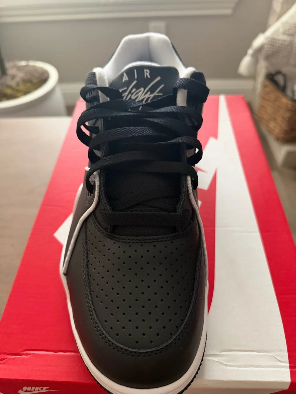 NIB Nike Men’s Air Flight’89 Low 11M